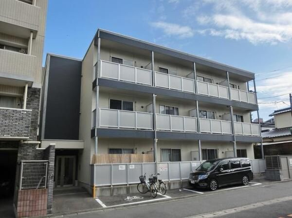 福岡市博多区元町１丁目の賃貸マンションの外観