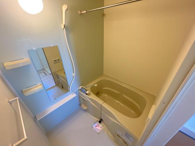 Ｍａｊｅｓｔｉｃ　ｇａｒｄｅｎの浴室|ユニットバス