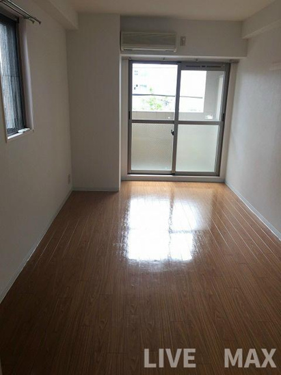 【寝室】ロイヤルシティ西大路 