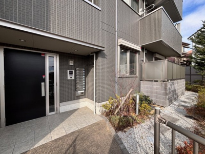 【エントランス】 | Belle Cerezo古曽部