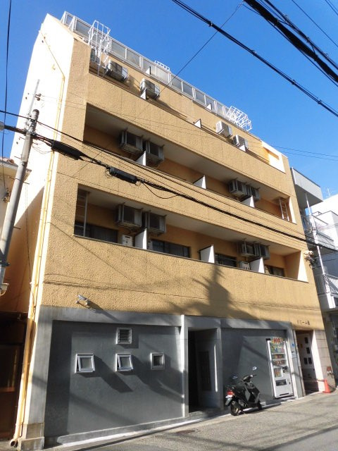 ドミール橘の外観