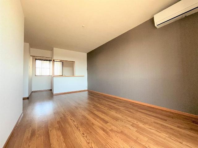 リバーサイドビューの居間・リビング|リビング