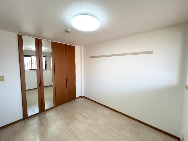 ガーデンヒルズNAKAYAMA弐番館の内装|洋室