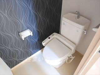 広島市安佐北区三入１丁目のアパートのトイレ|シャワートイレ