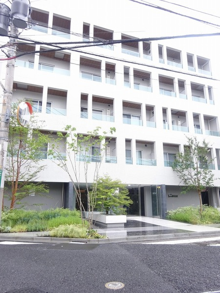 ルフレ　グランデ川口