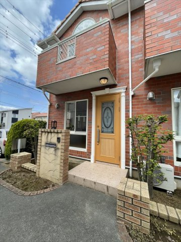 新白岡チェリー館のエントランス|清潔なエントランスです