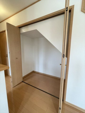 新白岡チェリー館の収納|たっぷりとした収納スペースです