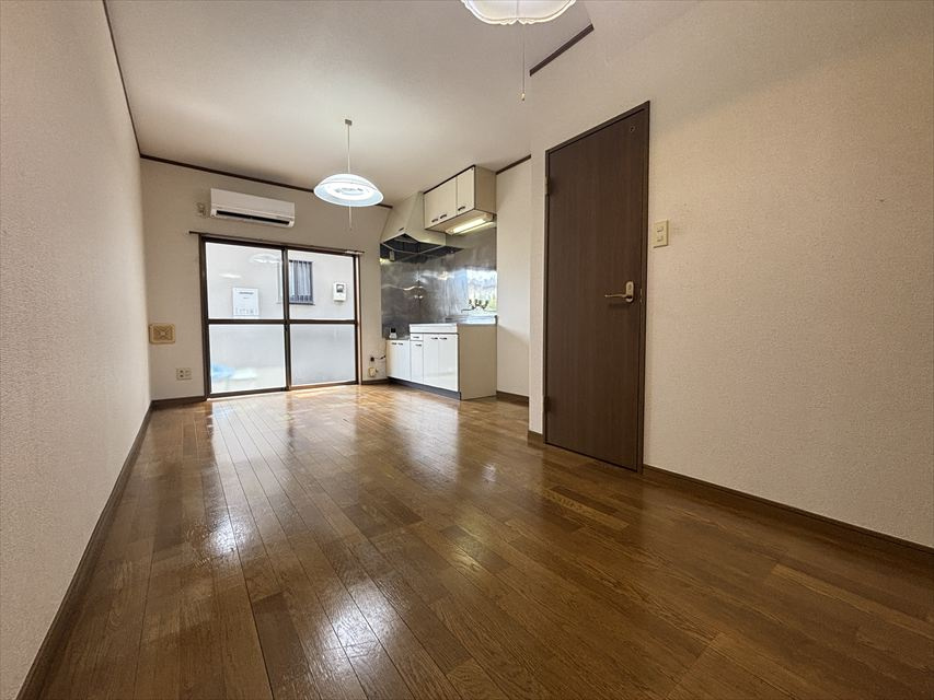 テラスハウスケンの居間・リビング|おしゃれなリビングです