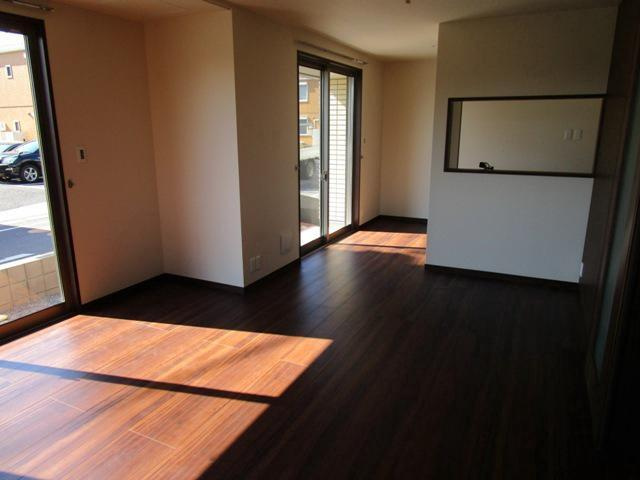 プラウドステージⅡの居間・リビング|ゆったり過ごせるリビングです