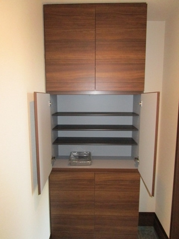 プラウドステージⅡの玄関|収納もある玄関です