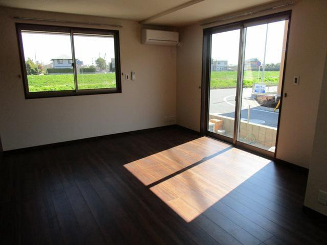 プラウドステージⅡの居間・リビング|おしゃれな居間です