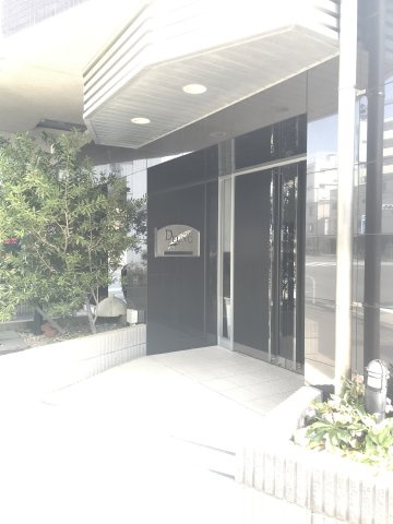 プレールドゥーク赤羽のエントランス|建物の内部です