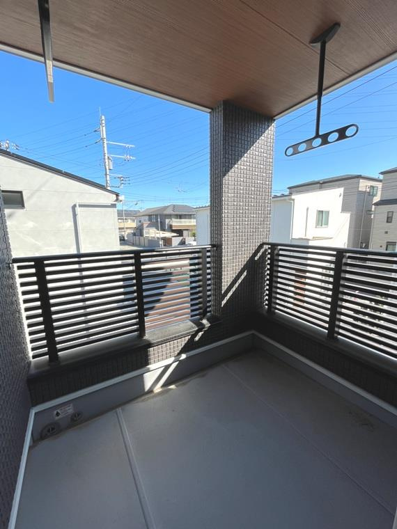 大門戸建のバルコニー|広々としたバルコニーです