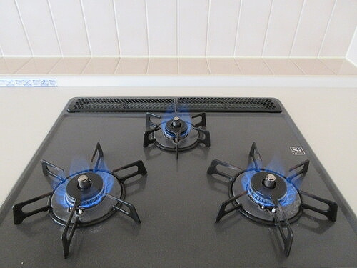 ライオンズプラザ川口本町の設備|3口ガスコンロ　前回募集時／2019年1月の写真