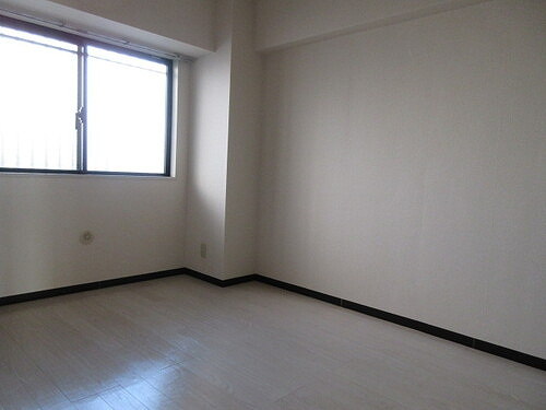 ライオンズプラザ川口本町のその他|洋室　約5.3畳　前回募集時／2019年1月の写真