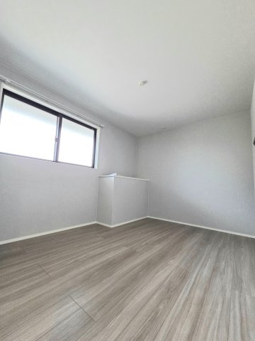 コンフォルトの洋室|きれいな洋室です