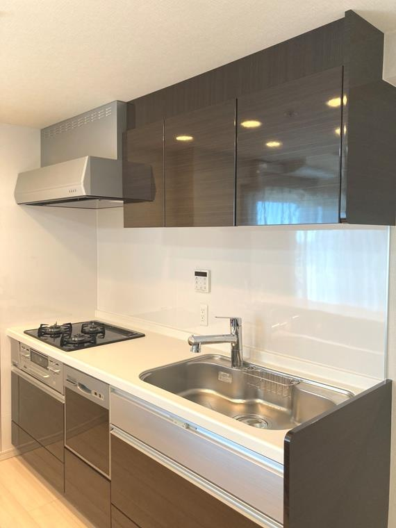 サンメゾン浦和高砂エルドのキッチン|キッチンでお料理をお楽しみください