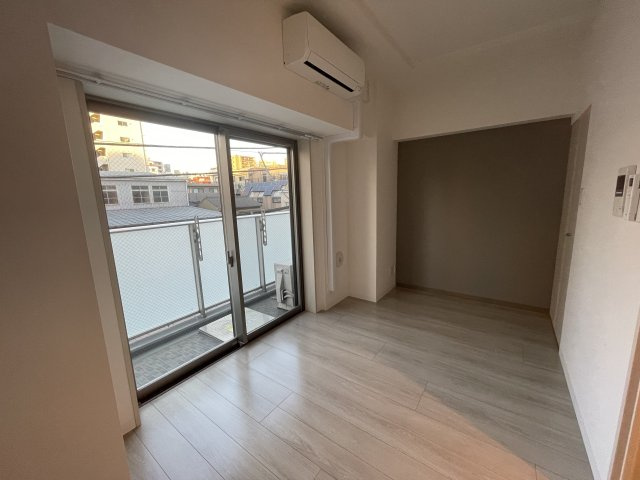 M・ラヴェリテ森下の居間・リビング