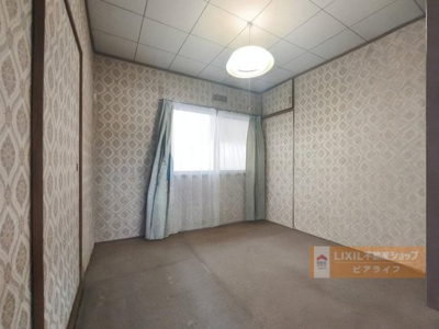 【洋室】 | 大津市本宮2丁目7-1　中古戸建 | 洋室、AIで家具を消しています