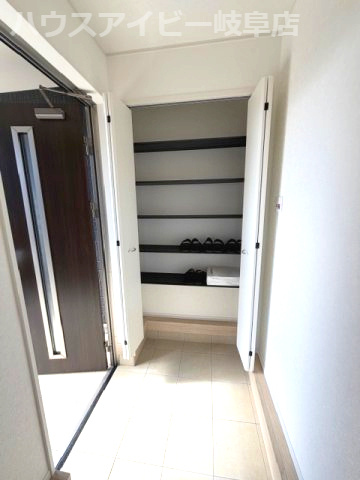 【玄関】の画像