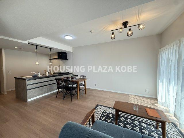 サンタウン御屋敷壱番館の居間・リビング|リノベーション後のイメージ（リビング）