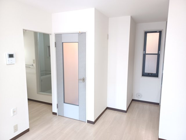 エマーユ・ピノの内装|内装です