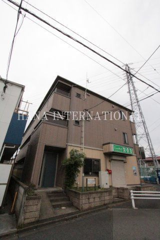 ファミール河内の外観