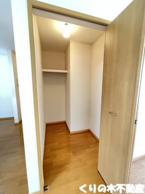 【収納】 | グランデＫ．Ｂ | 専用の収納スペースです