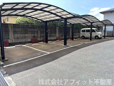 【駐車場】 | シャーメゾンナカシマ
