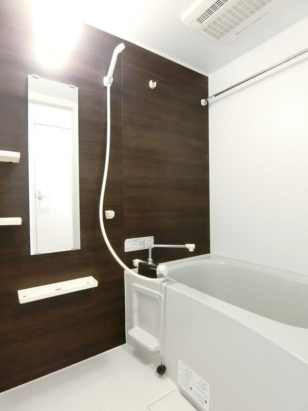 リブリ・サニーグレイスの浴室