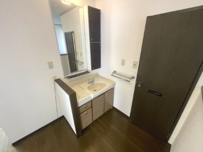 【独立洗面台】 | 真岡市久下田西5LDK中古住宅