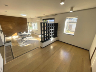 【居間・リビング】 | 真岡市久下田西5LDK中古住宅