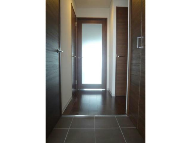 EL -NIDO　FUKUZAWAの玄関