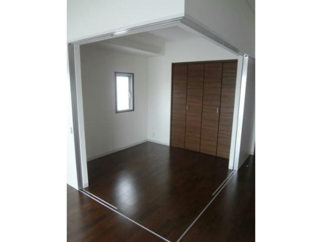 EL -NIDO　FUKUZAWAの洋室