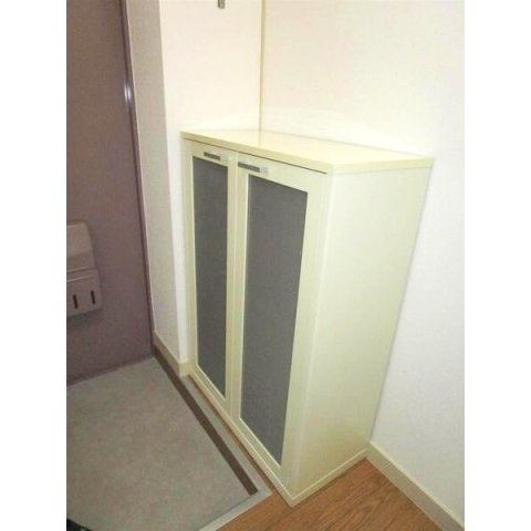 ヤマイチプラザ黒田の玄関