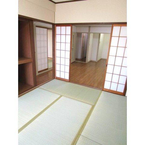 ヤマイチプラザ黒田の和室