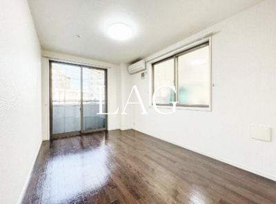 【居間・リビング】 | フラット梅島 | 洋室のお部屋です。