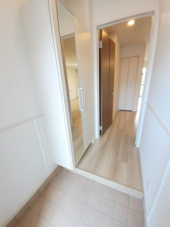 【玄関】 | ラルーチェ畠敷　Ⅱ