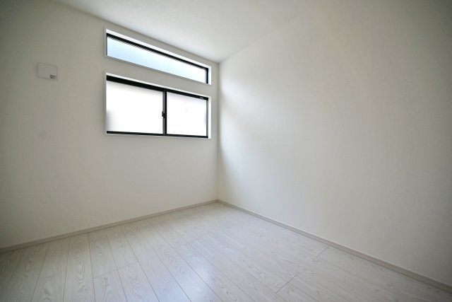 テラシエ浜甲子園1丁目新築一戸建て│4LDK+駐車２台可の洋室|2階洋室5.2帖。