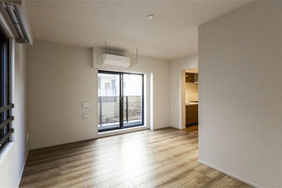 【居間・リビング】 | BluRock大鳥居