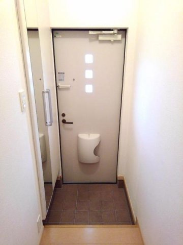 ベル　セレーノ　Ｂ棟の玄関|ゆったりとした玄関です