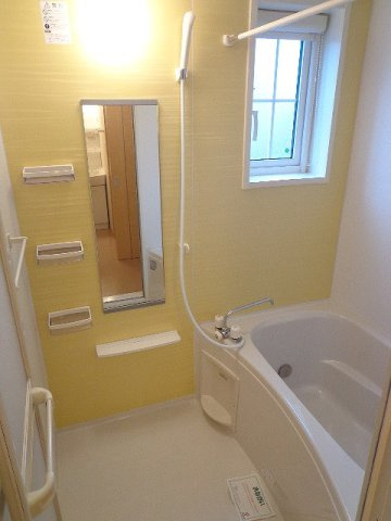 レバンテＡの浴室|お風呂です