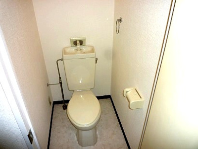 【トイレ】 | ルーチェⅡ番館 | ＊イメージ　同物件・反転タイプの写真