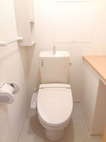 カナロアのトイレ|落ち着いたトイレです