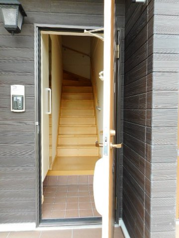 メゾン・ヴィオラ　Ａ棟の玄関|ゆったりとした玄関です