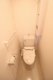 ジェルメＣのトイレ|清潔感のあるトイレです