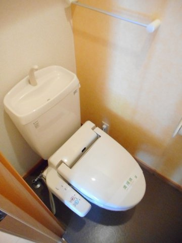 カーサ・クラレのトイレ|シンプルで使いやすいトイレです
