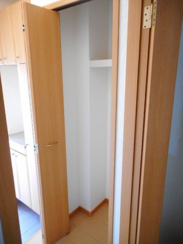 カーサ・クラレの収納|ちょっとした収納スペースも充実しています