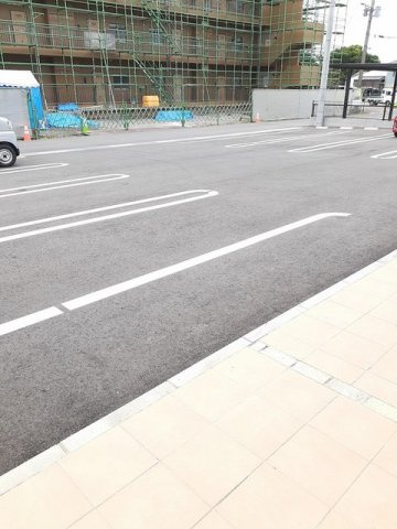 ＵＧ－ＬＩＮＥ　Ⅰの駐車場|カースペースがあります