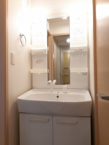 サルヴァトーレ　Ａ棟の洗面所|使いやすい洗面所です